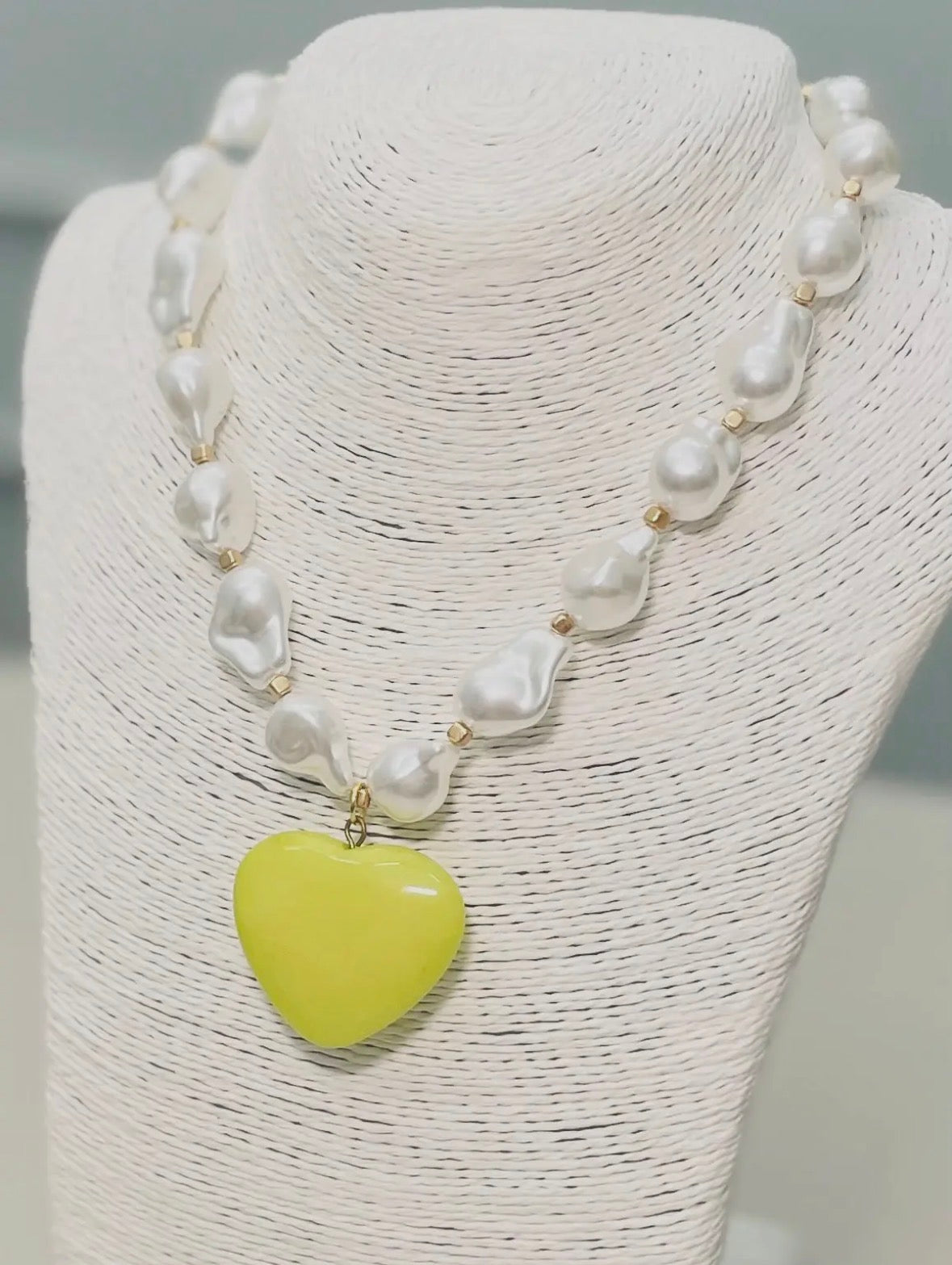 Heart-N-Pearl Necklace
