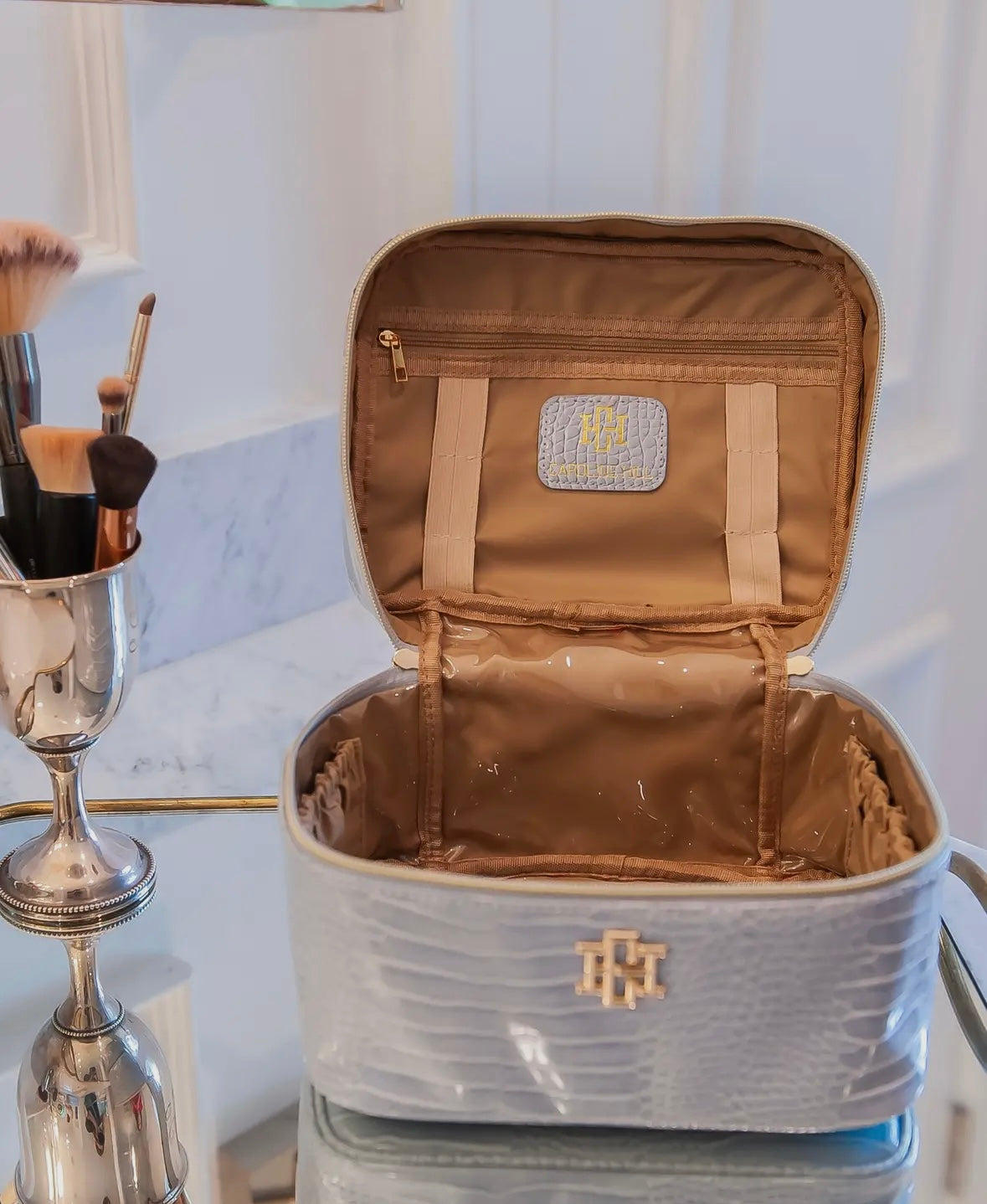 The Baby Blue Glam Case