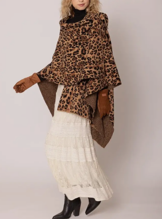 Leopard Kit Shoulder Ruana ￼