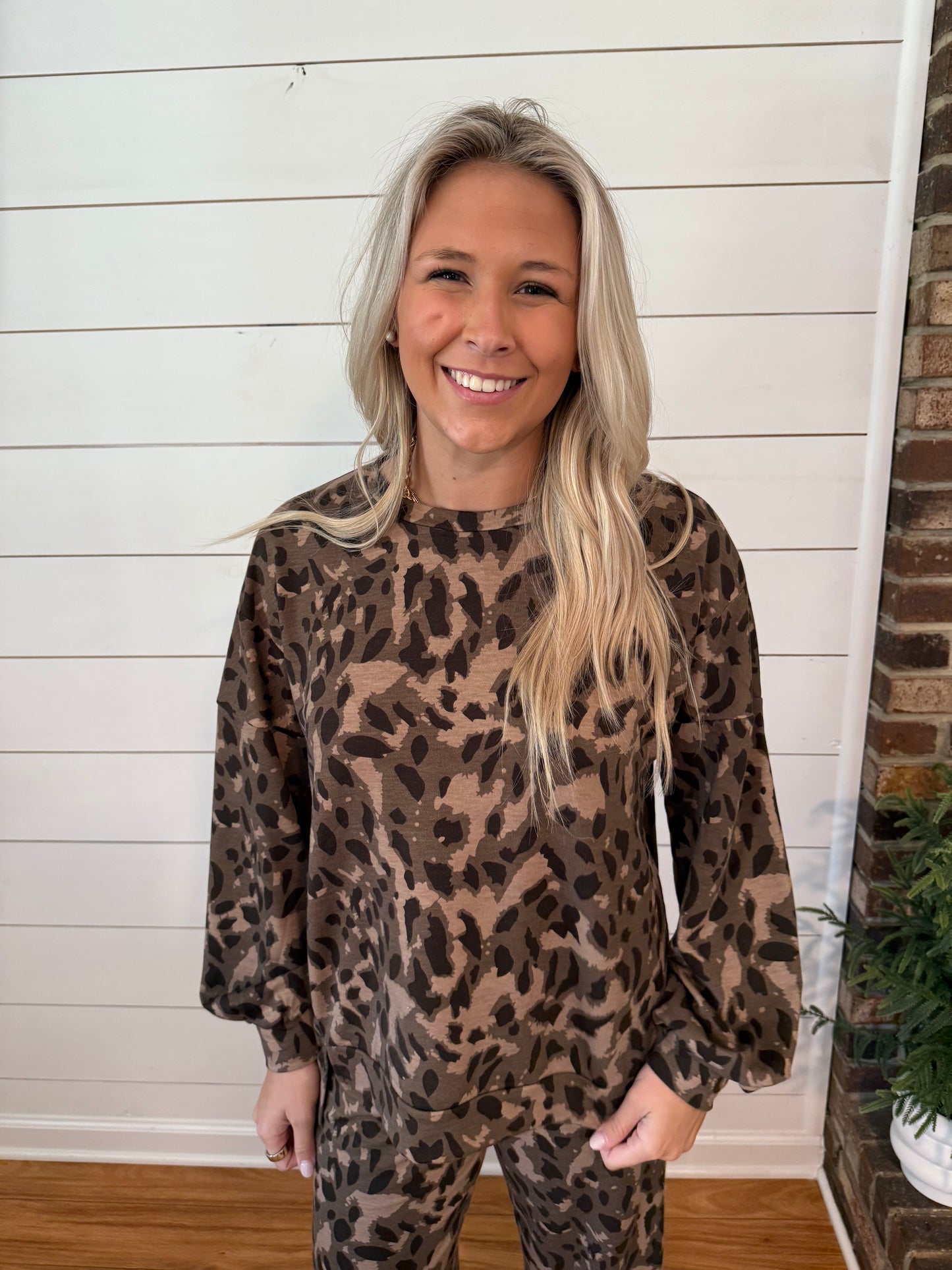 The Wild Lounge Leopard Set