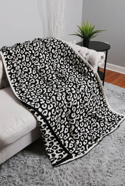 The Black/White Leopard Throw